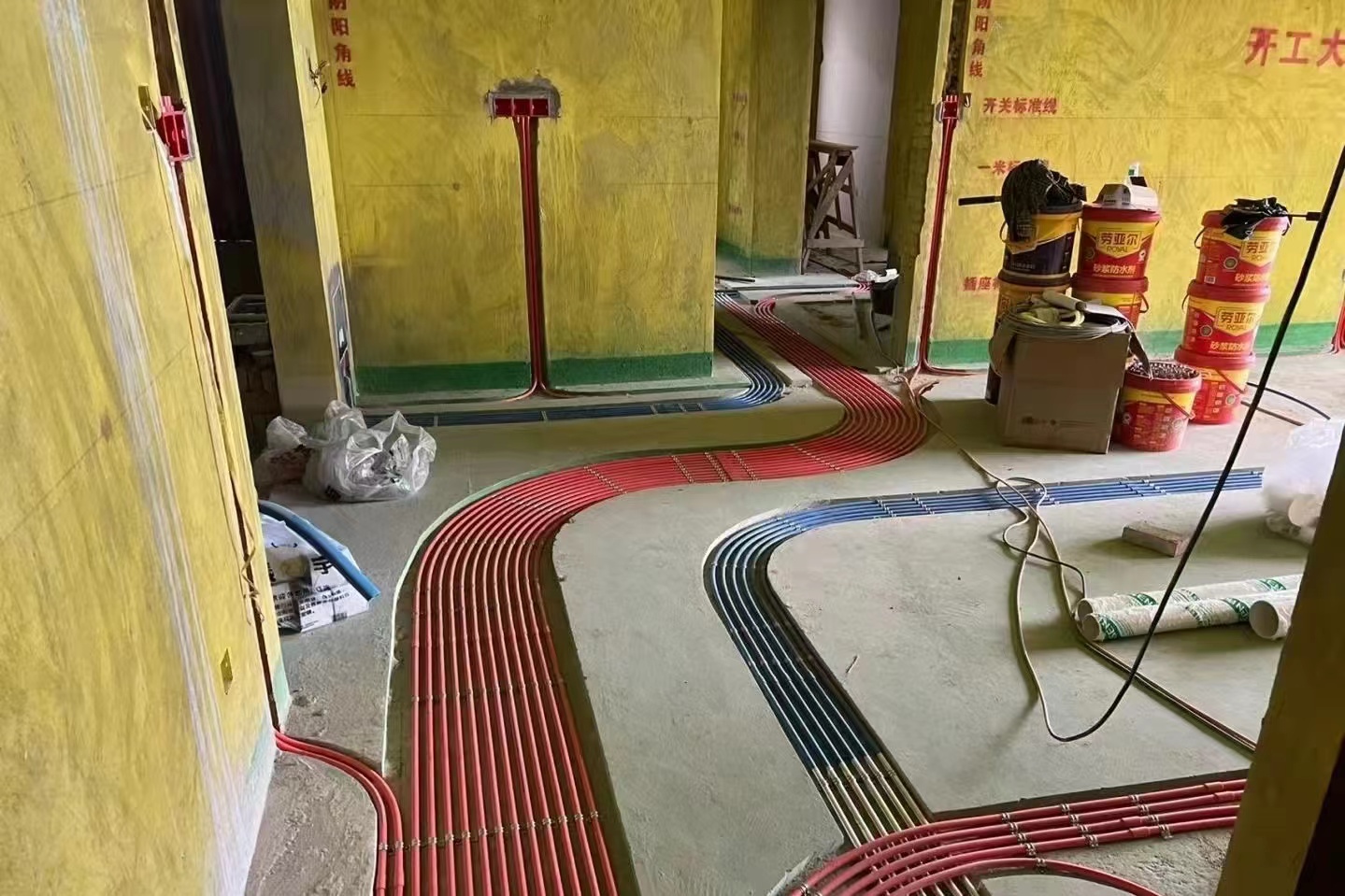 家庭裝修電路改造施工原則：懂行的一眼明白其中玄機